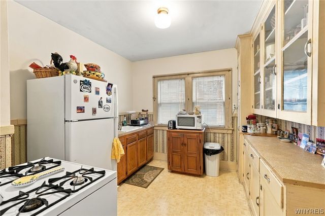 271 North Drive, Buffalo, NY 14216