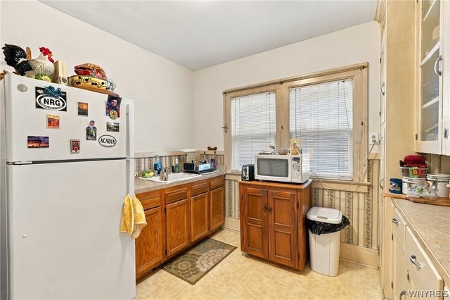 271 North Drive, Buffalo, NY 14216