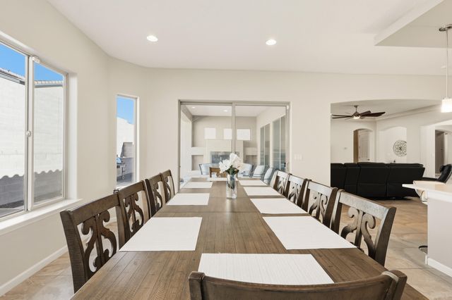 12209 Bear Valley Lane NW, Albuquerque, NM 87120