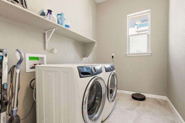 12209 Bear Valley Lane NW, Albuquerque, NM 87120