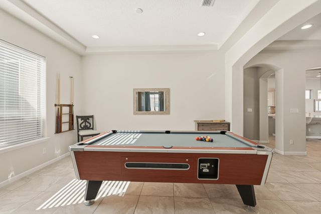 12209 Bear Valley Lane NW, Albuquerque, NM 87120