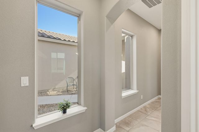 12209 Bear Valley Lane NW, Albuquerque, NM 87120