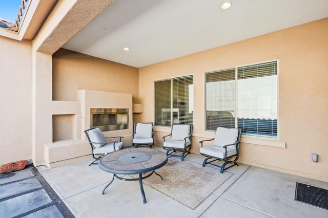 12209 Bear Valley Lane NW, Albuquerque, NM 87120