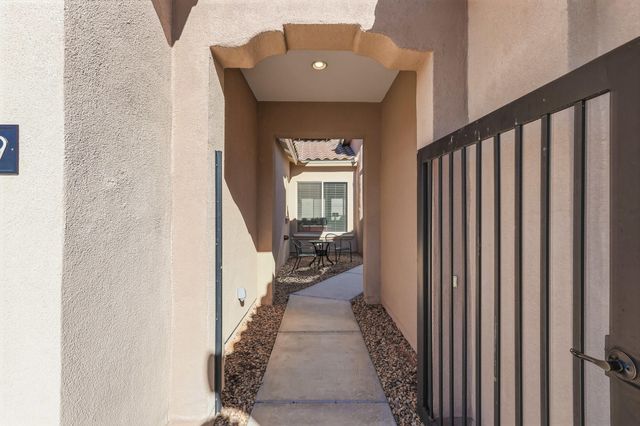 12209 Bear Valley Lane NW, Albuquerque, NM 87120