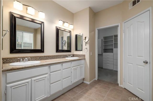 39483 Almaden Circle, Murrieta, CA 92563