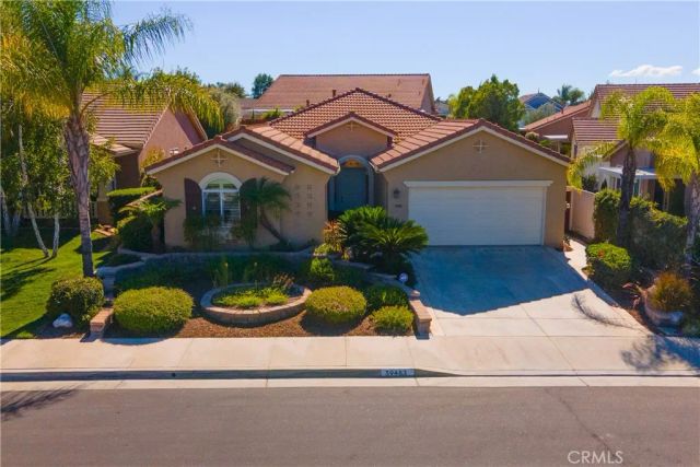 39483 Almaden Circle, Murrieta, CA 92563