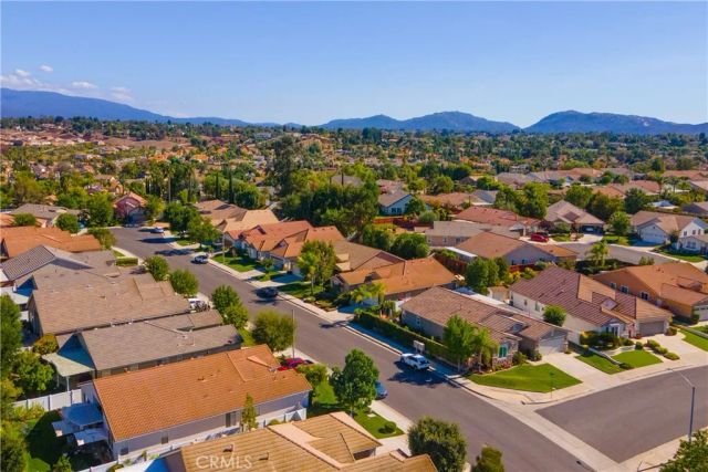 39483 Almaden Circle, Murrieta, CA 92563