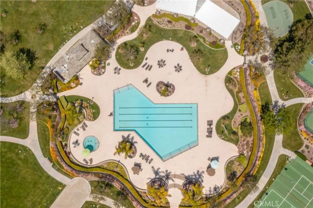 39483 Almaden Circle, Murrieta, CA 92563