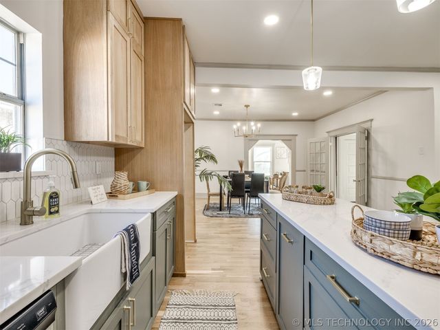 1344 S College Avenue, Tulsa, OK 74104