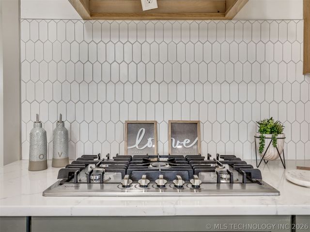 1344 S College Avenue, Tulsa, OK 74104