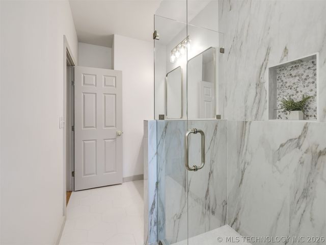 1344 S College Avenue, Tulsa, OK 74104