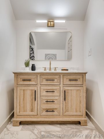 1344 S College Avenue, Tulsa, OK 74104