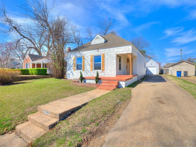 1344 S College Avenue, Tulsa, OK 74104