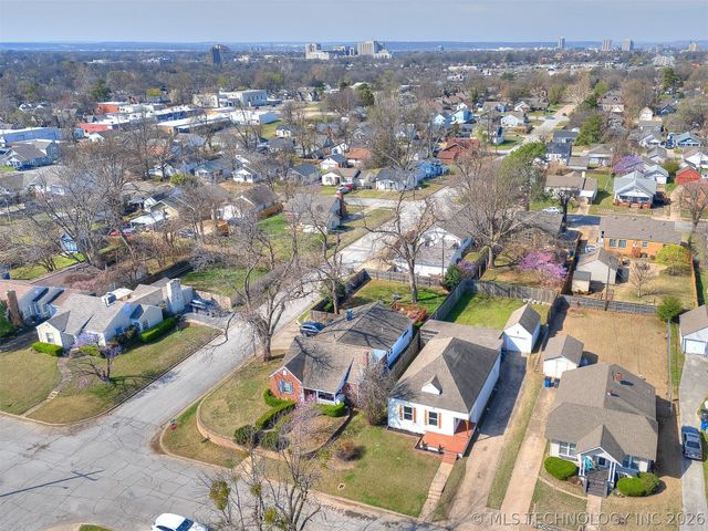 1344 S College Avenue, Tulsa, OK 74104