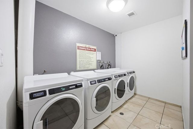 620 S Gramercy Place 130, Los Angeles, CA 90005