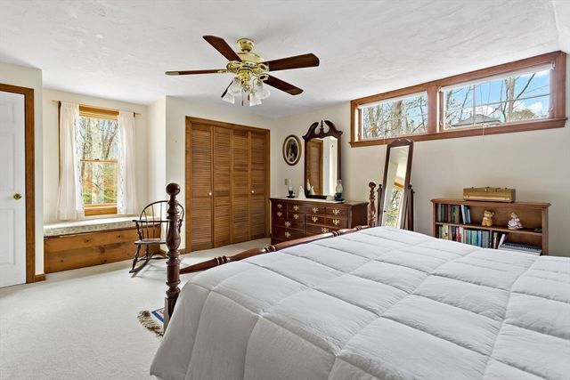 204 Farmersville Rd, Sandwich, MA 02563