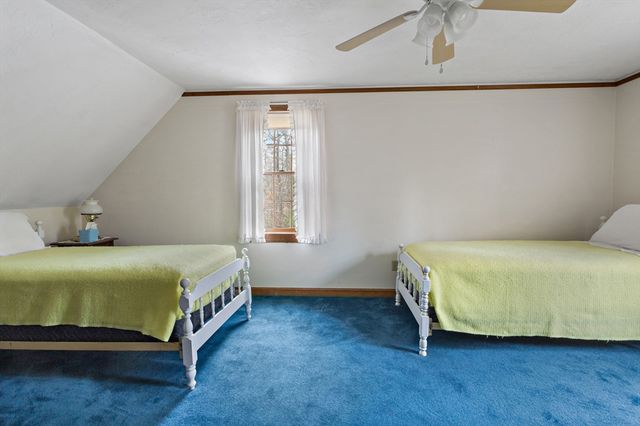 204 Farmersville Rd, Sandwich, MA 02563