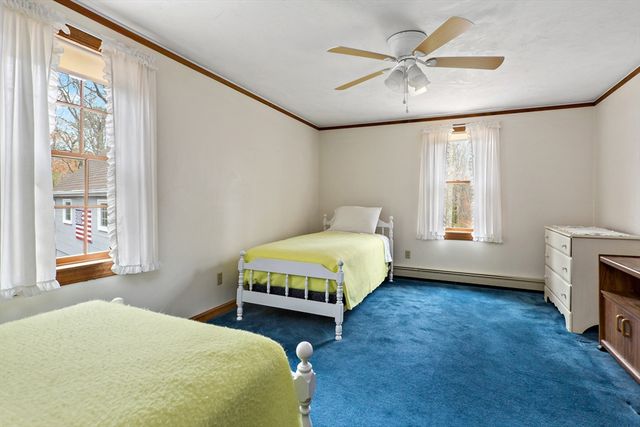 204 Farmersville Rd, Sandwich, MA 02563