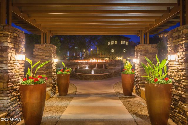 5350 E DEER VALLEY Drive 2431, Phoenix, AZ 85054