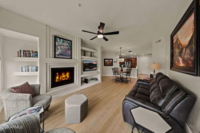 5350 E DEER VALLEY Drive 2431, Phoenix, AZ 85054