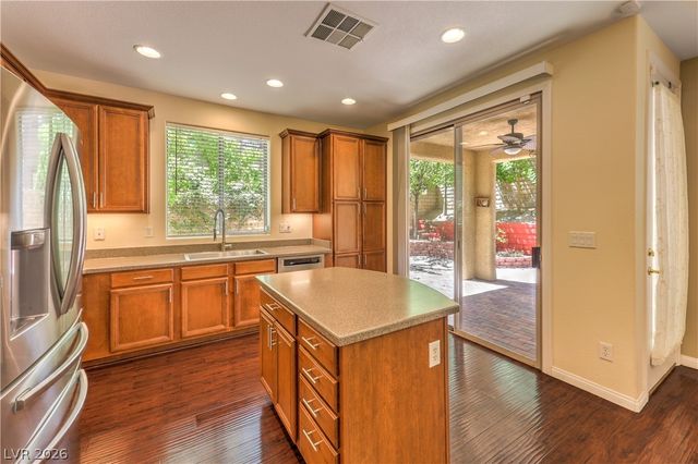 11832 Arenoso Drive, Las Vegas, NV 89138