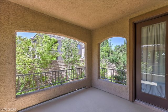 11832 Arenoso Drive, Las Vegas, NV 89138