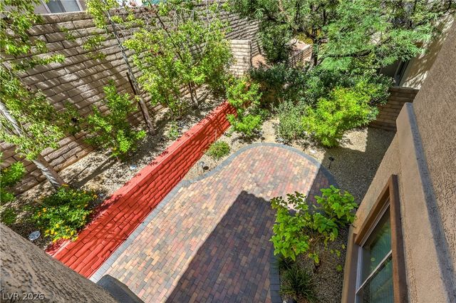 11832 Arenoso Drive, Las Vegas, NV 89138