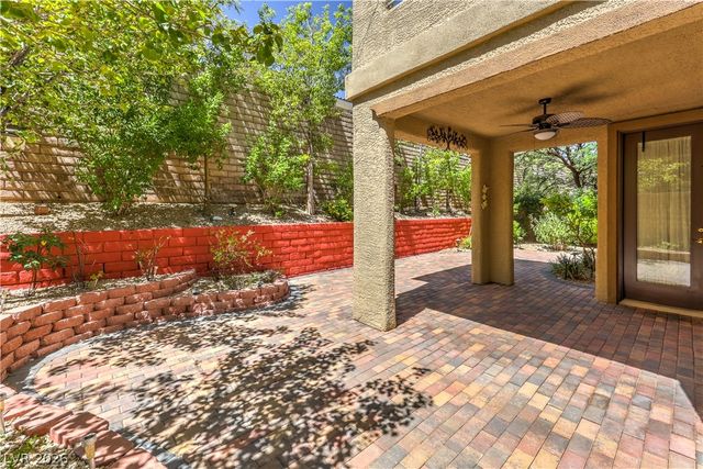 11832 Arenoso Drive, Las Vegas, NV 89138