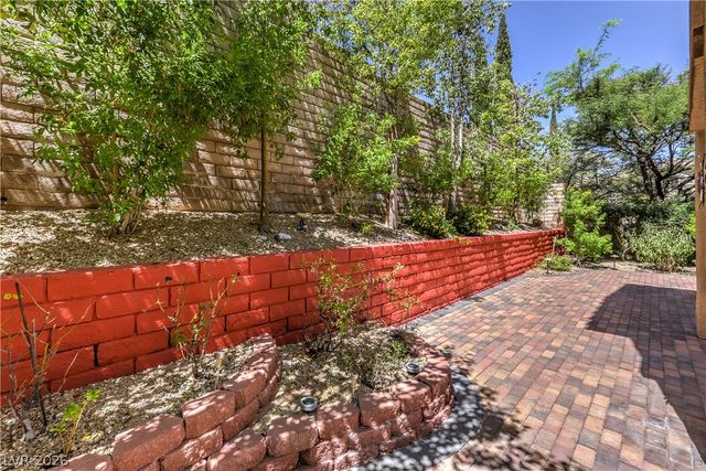 11832 Arenoso Drive, Las Vegas, NV 89138