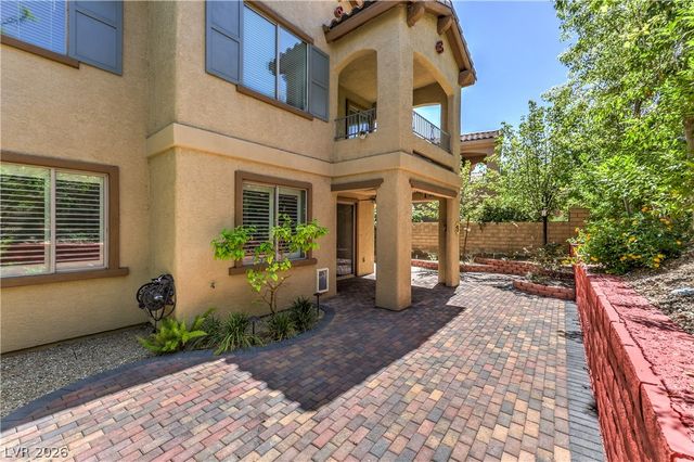 11832 Arenoso Drive, Las Vegas, NV 89138