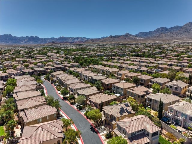 11832 Arenoso Drive, Las Vegas, NV 89138