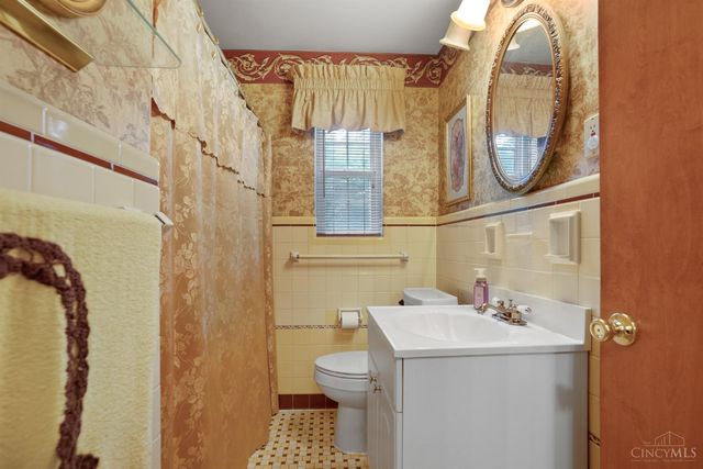 7212 Park Avenue, Mt Healthy, OH 45231