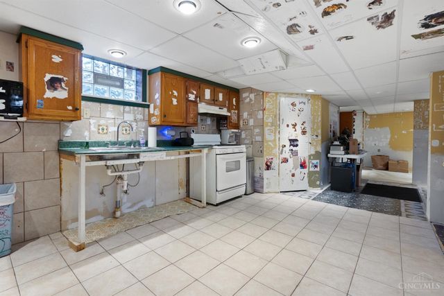 7212 Park Avenue, Mt Healthy, OH 45231