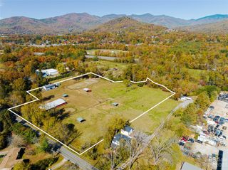 500 Blue Ridge Road, Black Mountain, NC 28711
