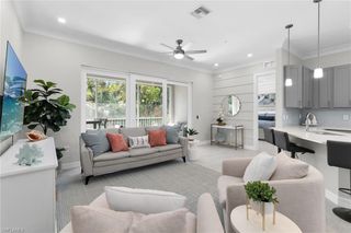 238 Indies DR E 202, Naples, FL 34114