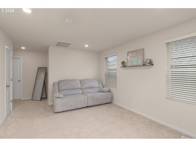 2909 N PIONEER CANYON Dr, Ridgefield, WA 98642