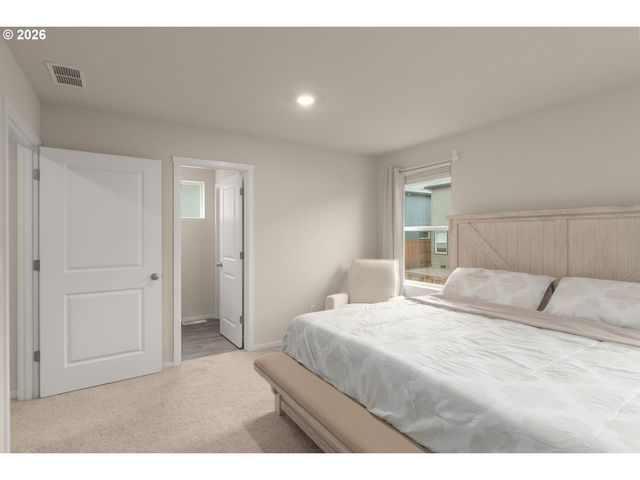 2909 N PIONEER CANYON Dr, Ridgefield, WA 98642