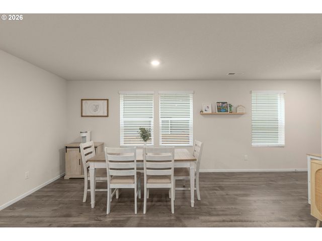 2909 N PIONEER CANYON Dr, Ridgefield, WA 98642