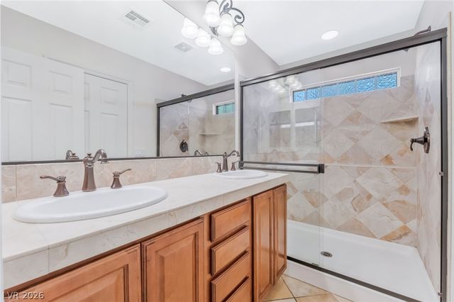 8456 TRUDEAU Avenue, Las Vegas, NV 89143