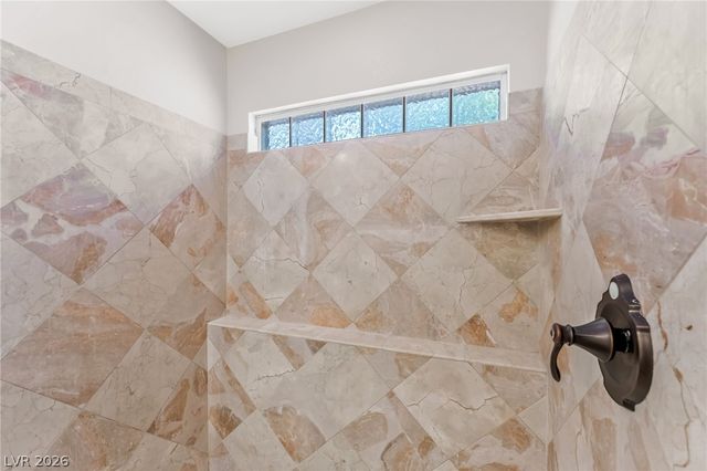 8456 TRUDEAU Avenue, Las Vegas, NV 89143