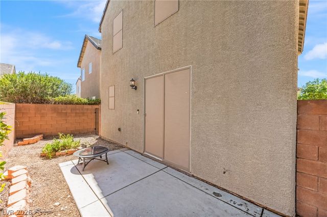 8456 TRUDEAU Avenue, Las Vegas, NV 89143