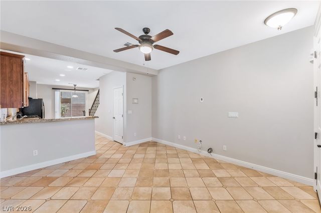 8456 TRUDEAU Avenue, Las Vegas, NV 89143