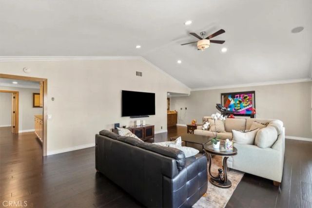 25092 Mammoth, Lake Forest, CA 92630