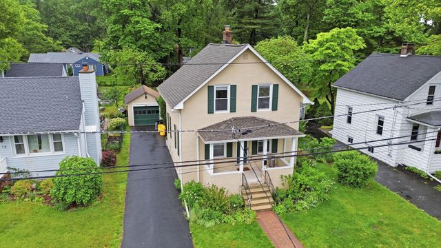 17 BERRIEN AVE, Princeton Junction, NJ 08550