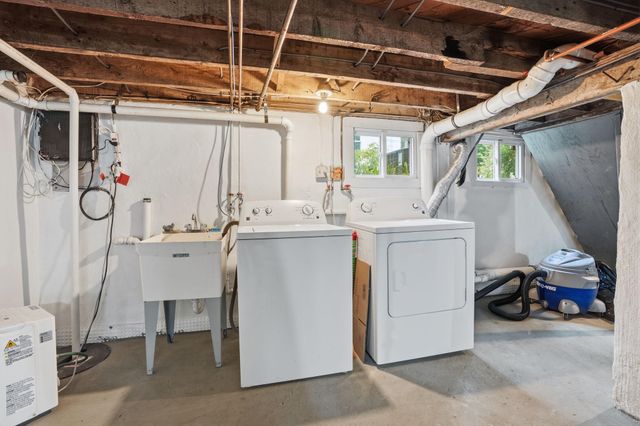 17 BERRIEN AVE, Princeton Junction, NJ 08550