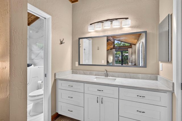 105 SANDPIPER Circle W, Jupiter, FL 33477