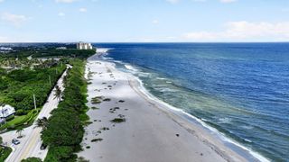 105 SANDPIPER Circle W, Jupiter, FL 33477