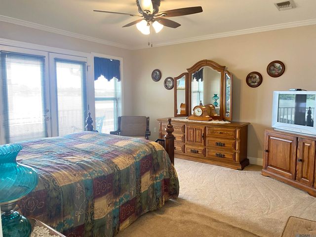7512 False River Rd, Oscar, LA 70762