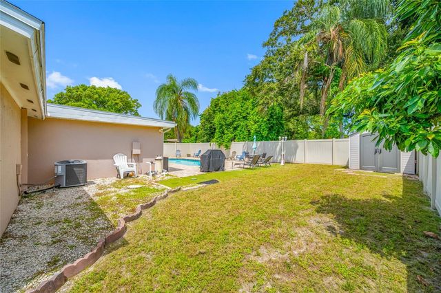 8339 DRYCREEK DRIVE, Tampa, FL 33615