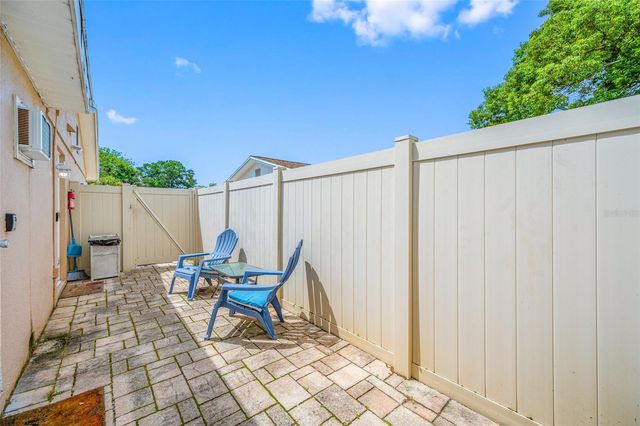 8339 DRYCREEK DRIVE, Tampa, FL 33615